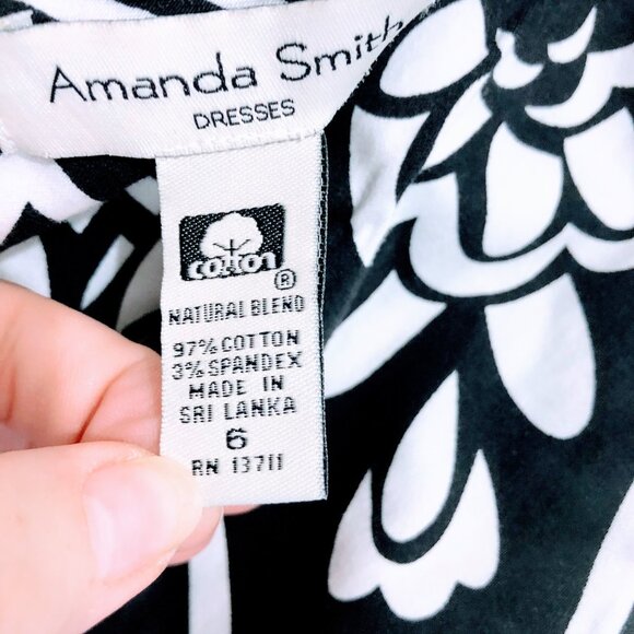 Women's Amanda Smith Sleeveless Black & White Back Zipper V-Neck Size 6 - Picture 8 of 15